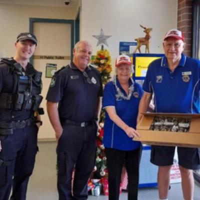 Capalaba Lions Christmas Cakes Donated To First Responders Police